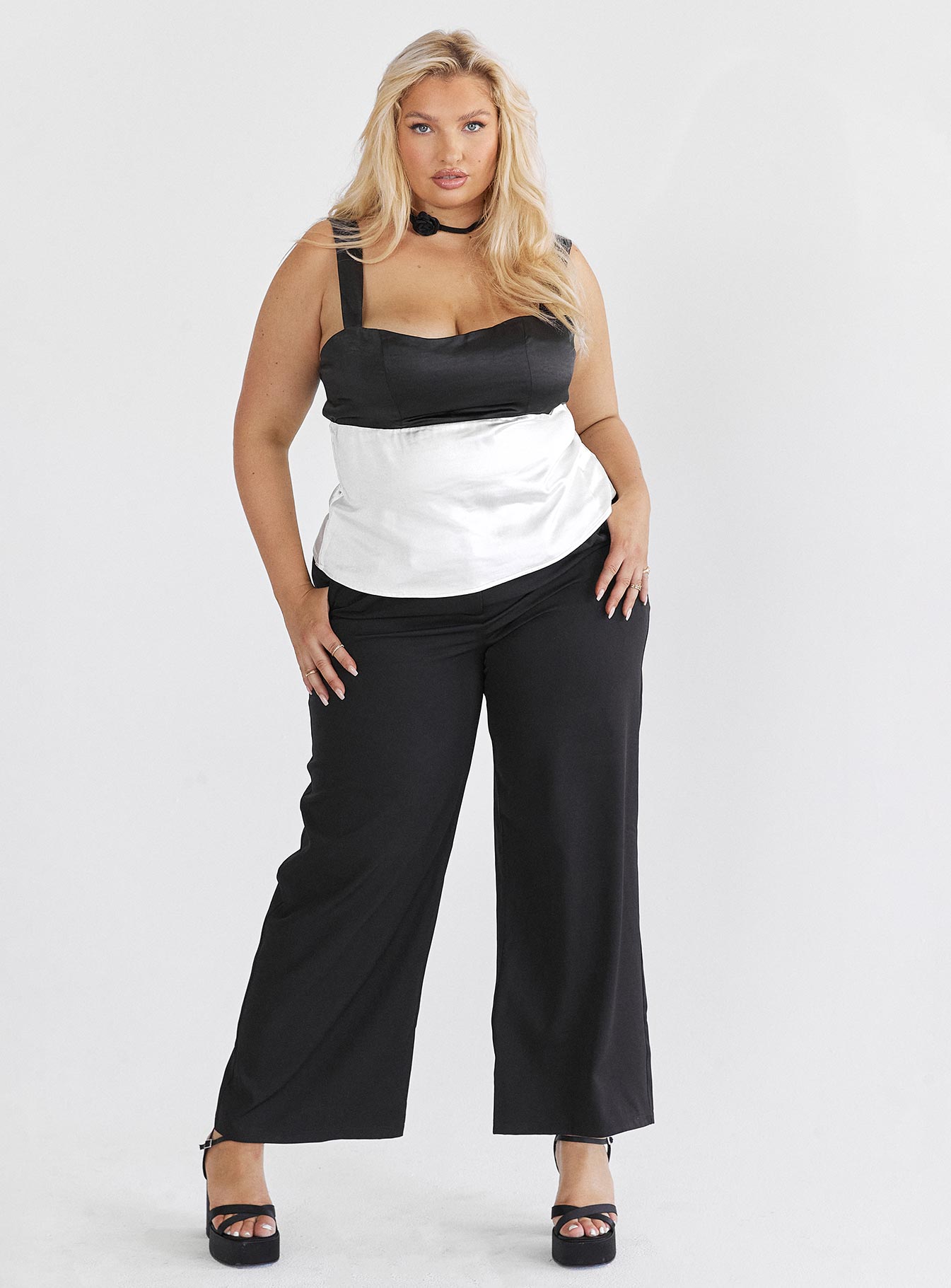 Chantell Square Neck Top Black / Cream Curve