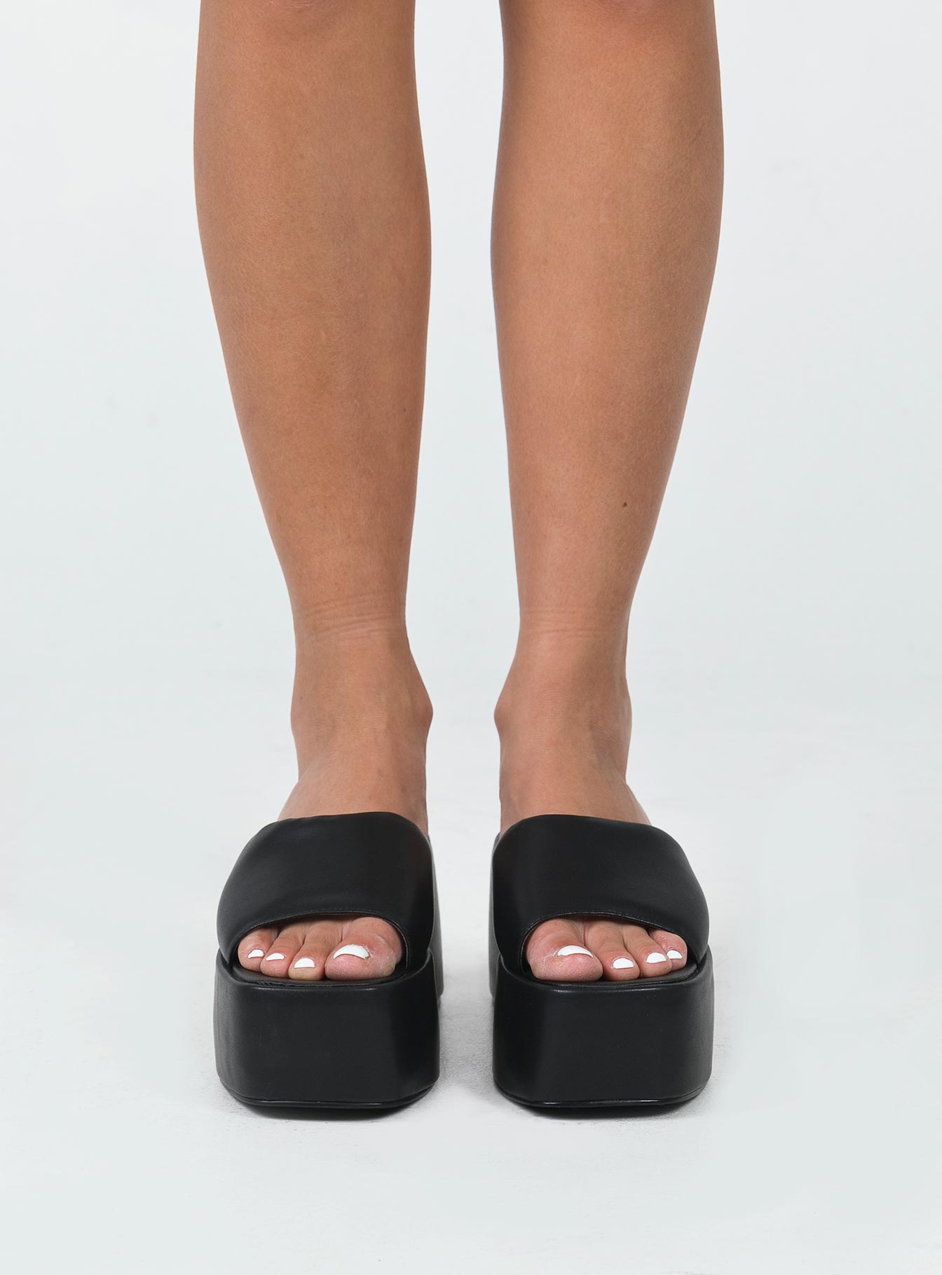 Zimmer Platform Sandals Black