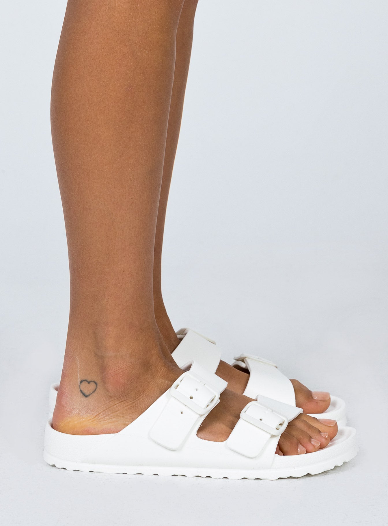 So Cali Flats White