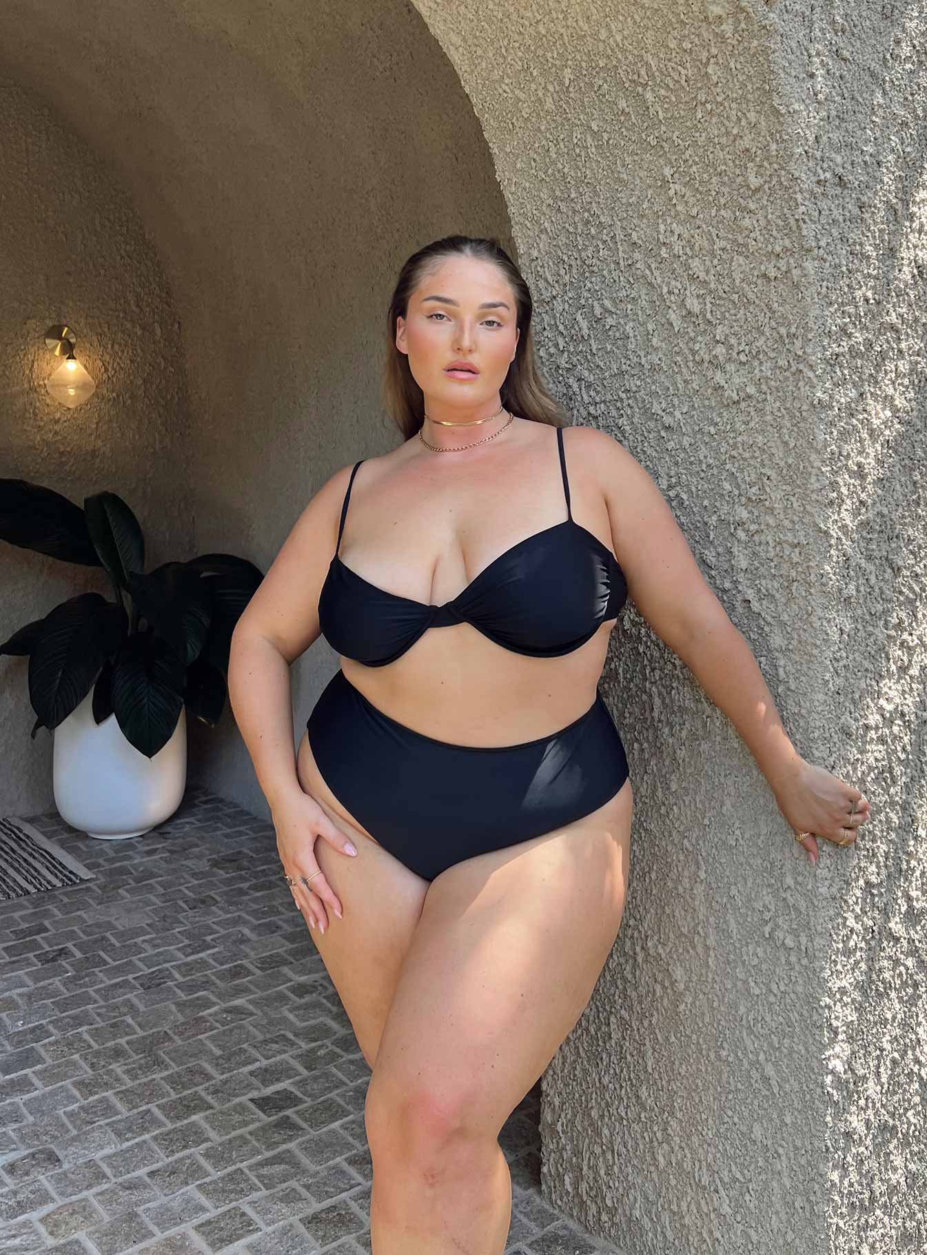 Avani Bikini Bottoms Black Curve