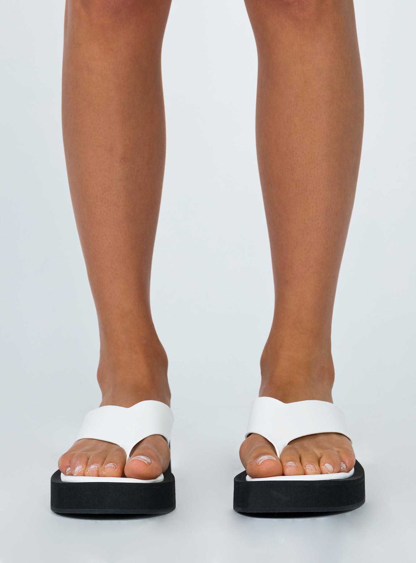 Remi Sandal White