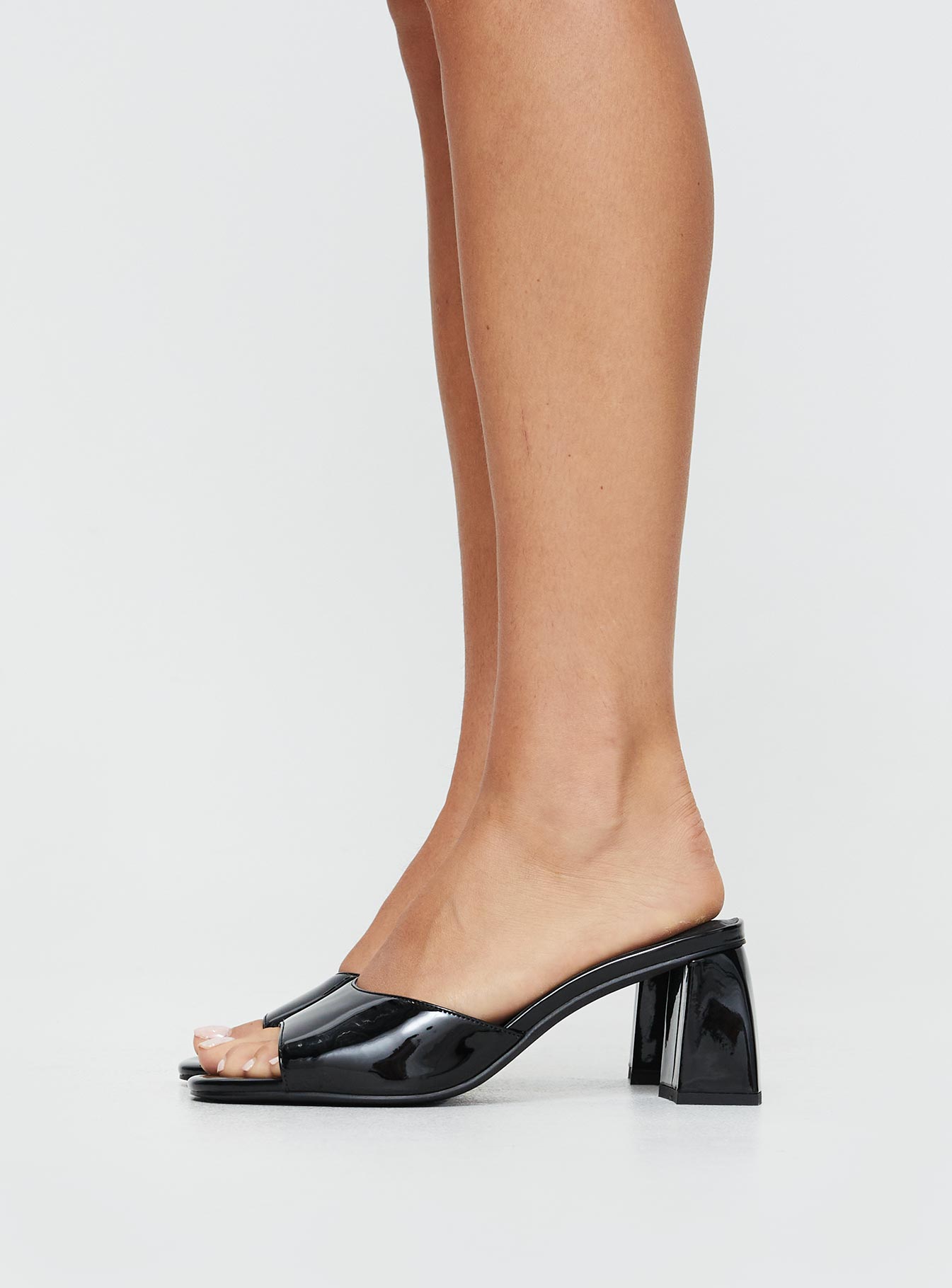 Belmira Heels Black