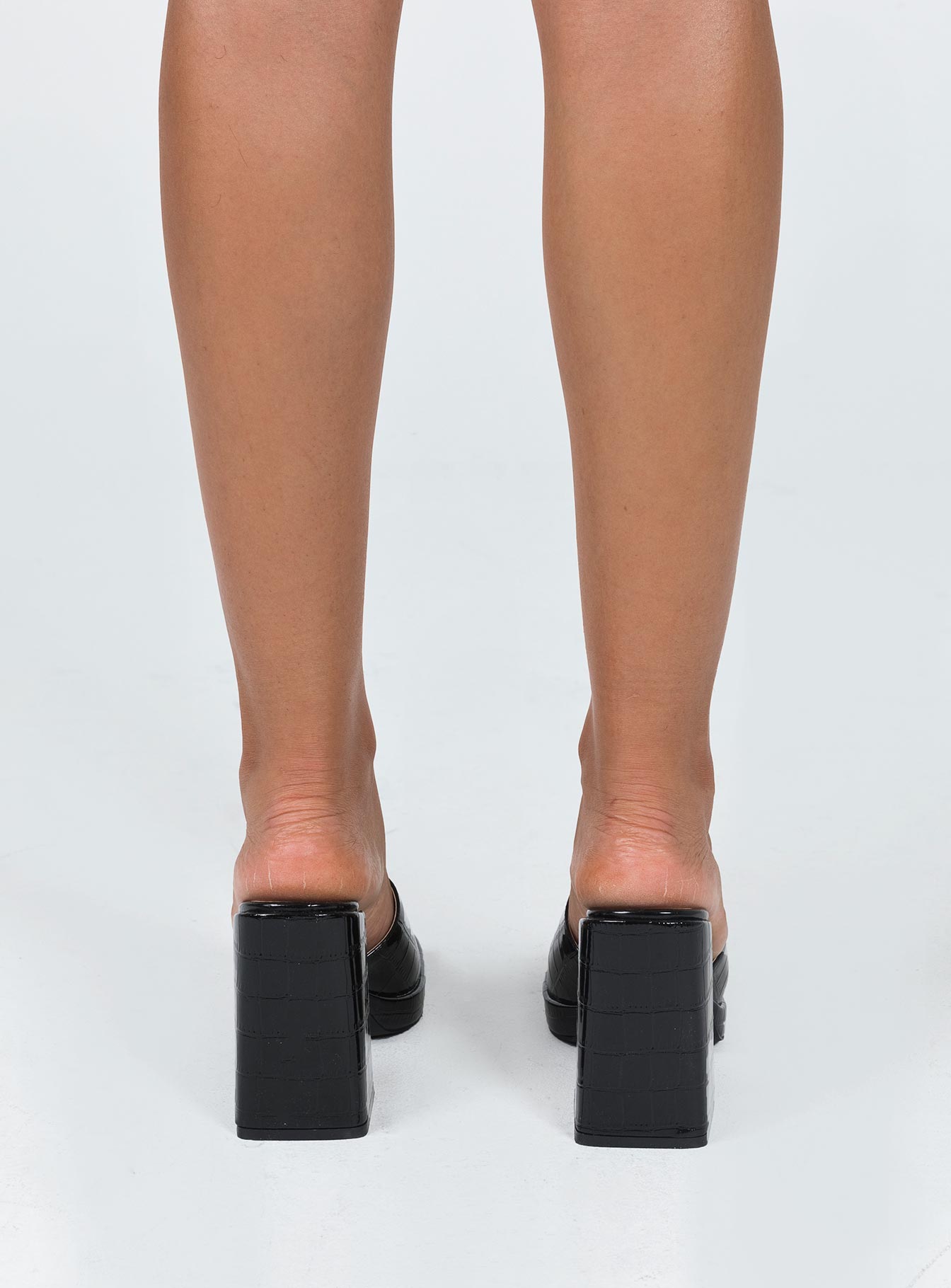 Marlon Heels Black