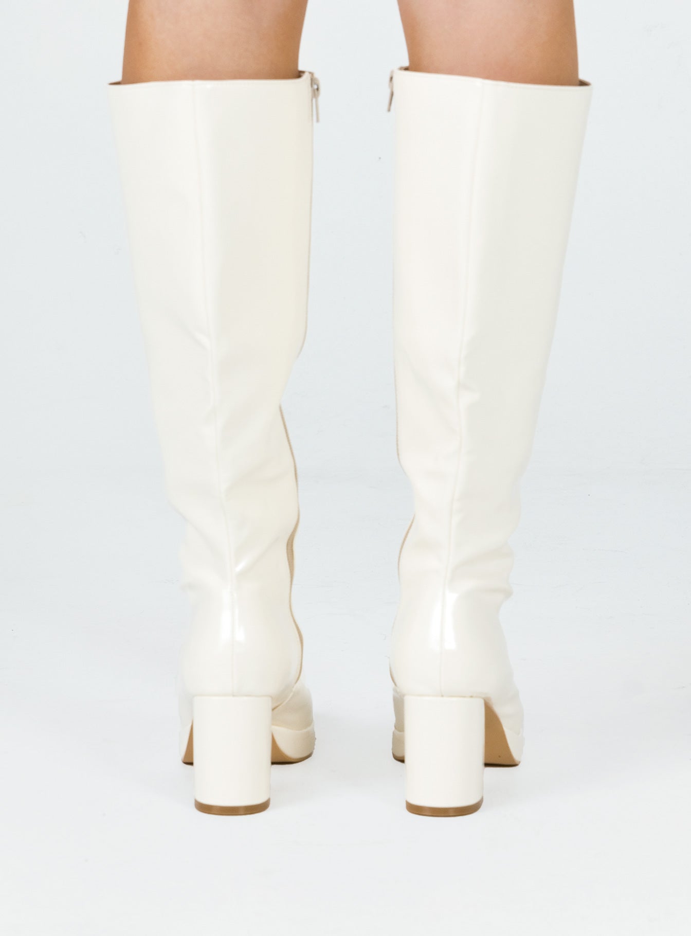 Marianne Boots Cream