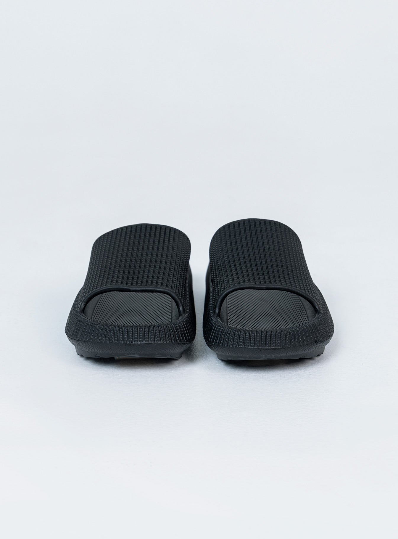 Benito Slides Black