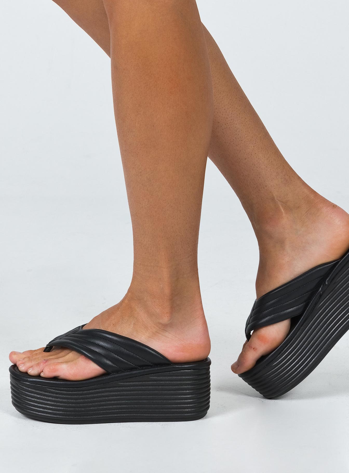 Lola Platform Sandals Black