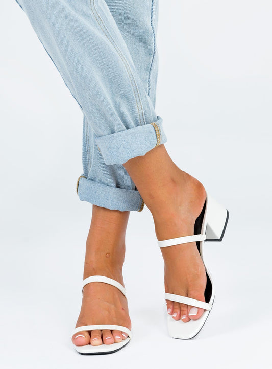 Therapy Goldie Heels White
