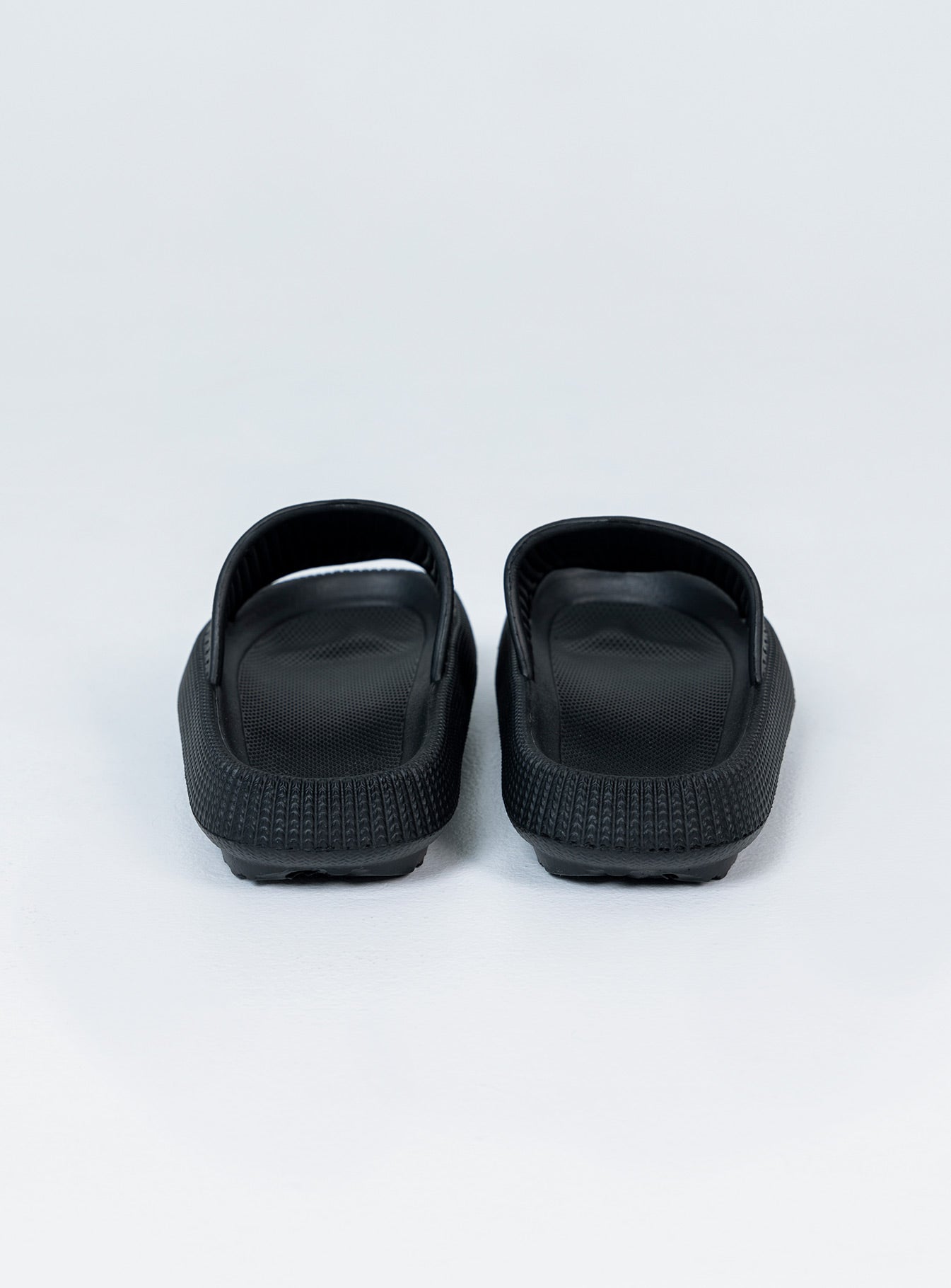 Benito Slides Black